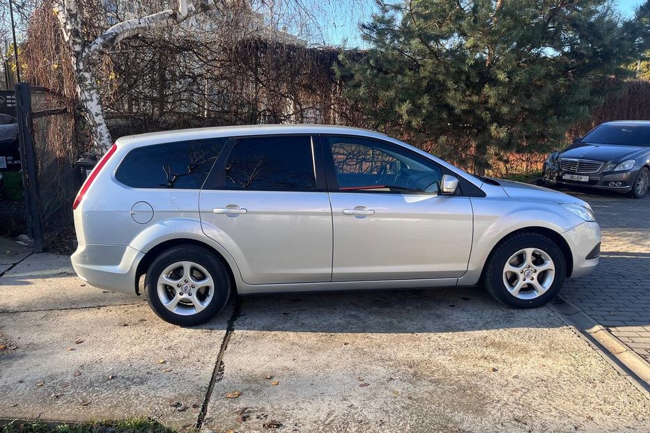 Продам Ford Focus 2010 года в Черновцах