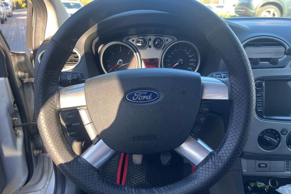 Продам Ford Focus 2010 года в Черновцах