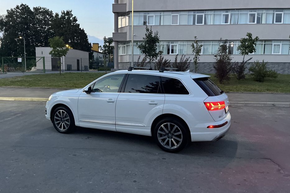 Продам Audi Q7 2019 года в Житомире
