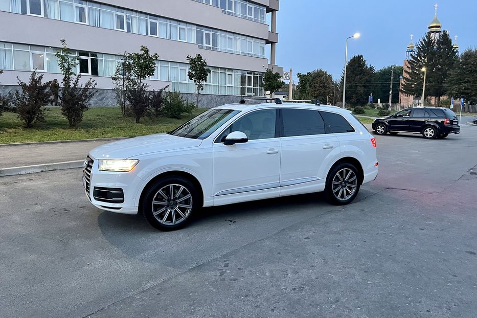 Продам Audi Q7 2019 года в Житомире