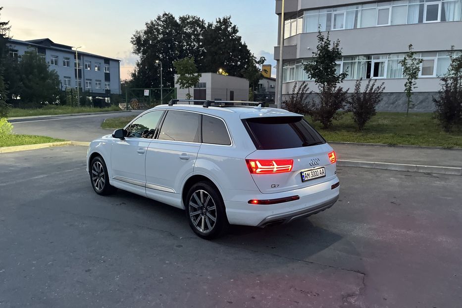 Продам Audi Q7 2019 года в Житомире