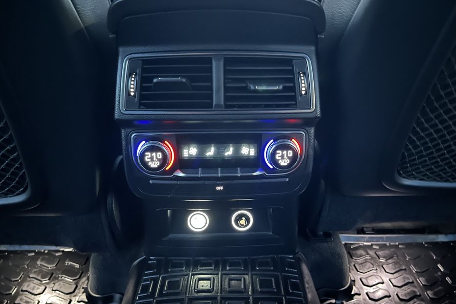 Продам Audi Q7 2019 года в Житомире