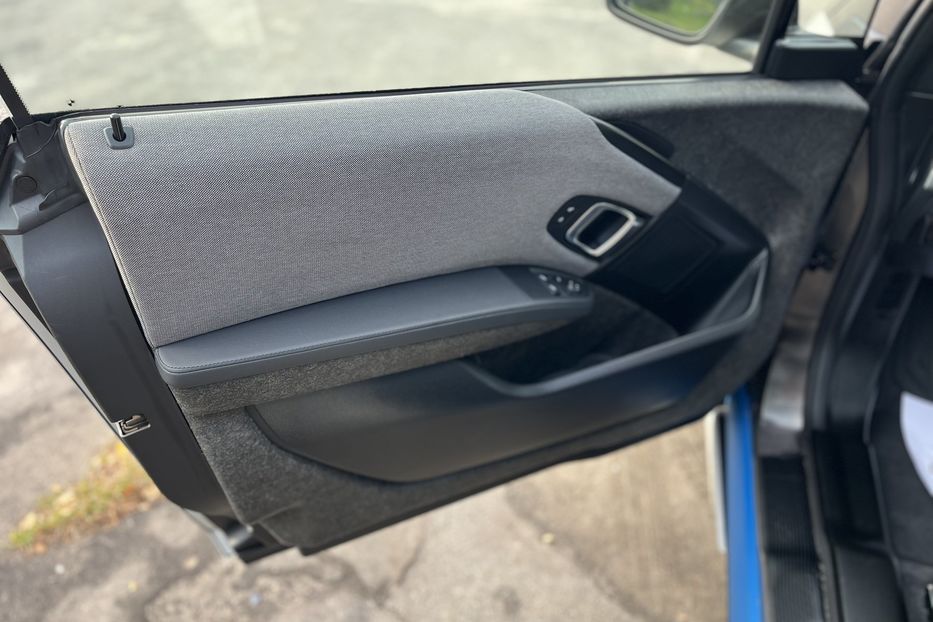 Продам BMW I3 42kw 2020 года в Житомире