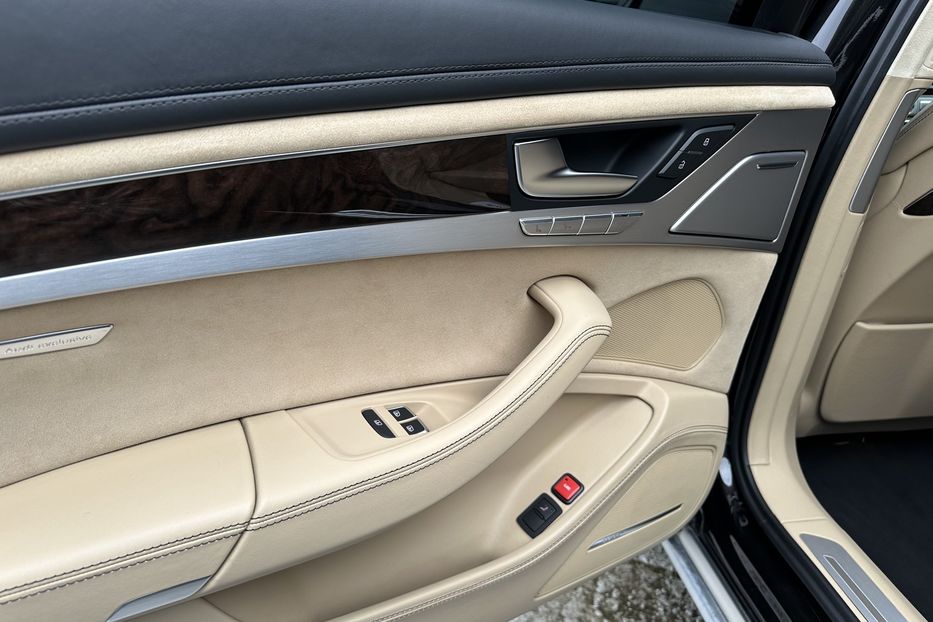 Продам Audi A8 Long Quattro Armored B7 2011 года в Киеве