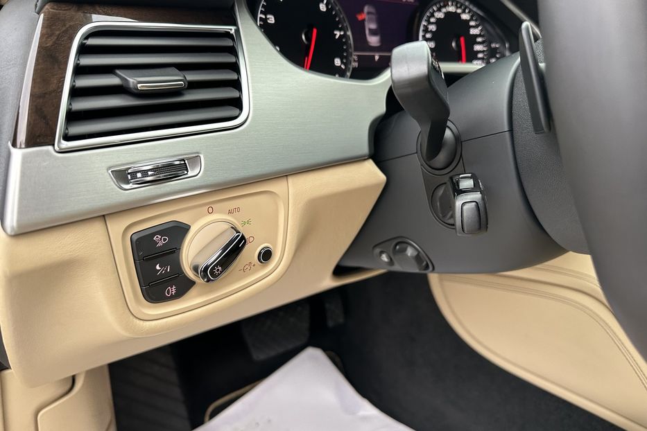 Продам Audi A8 Long Quattro Armored B7 2011 года в Киеве