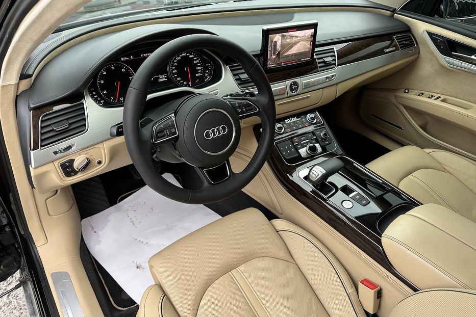 Продам Audi A8 Long Quattro Armored B7 2011 года в Киеве