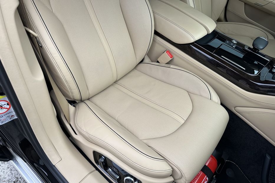 Продам Audi A8 Long Quattro Armored B7 2011 года в Киеве