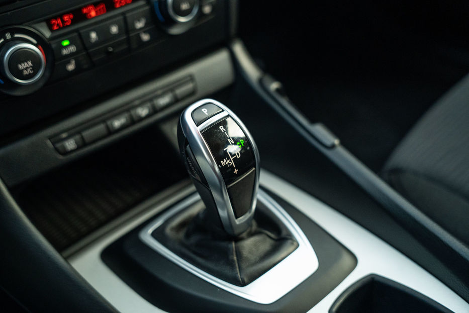 Продам BMW X1 20d xDrive 2014 года в Черновцах