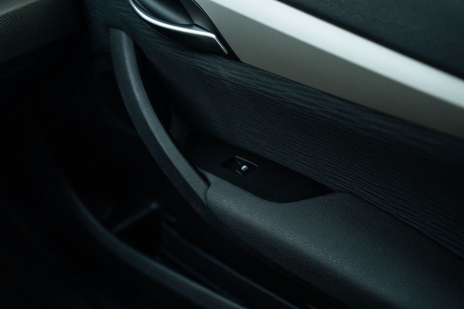 Продам BMW X1 20d xDrive 2014 года в Черновцах