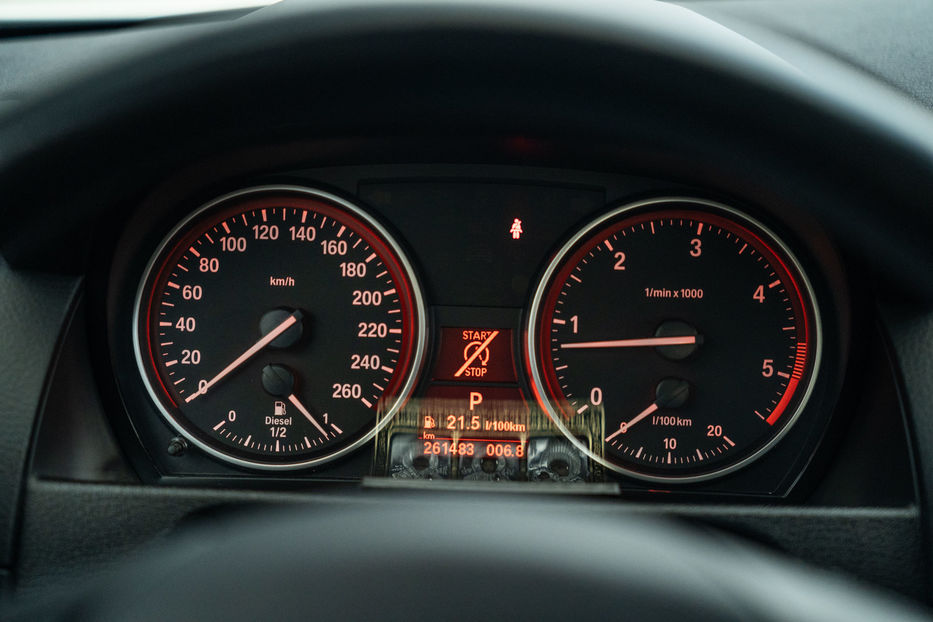 Продам BMW X1 20d xDrive 2014 года в Черновцах