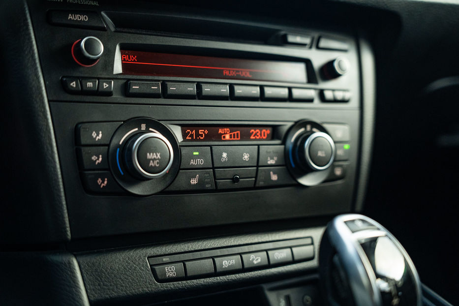 Продам BMW X1 20d xDrive 2014 года в Черновцах