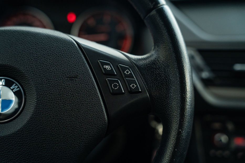 Продам BMW X1 20d xDrive 2014 года в Черновцах