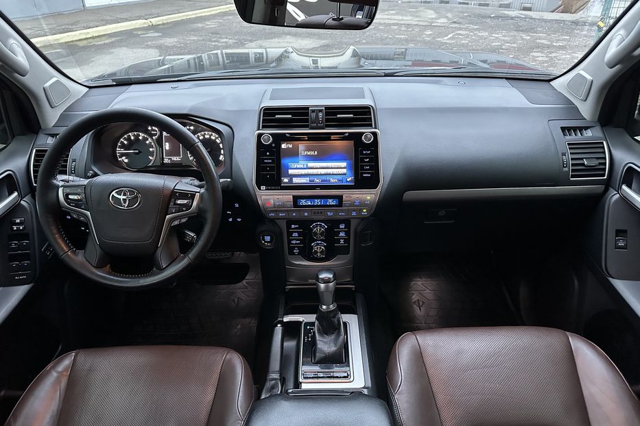 Продам Toyota Land Cruiser Prado AWD Premium 2018 года в Киеве