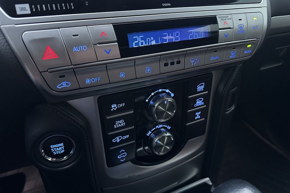 Продам Toyota Land Cruiser Prado AWD Premium 2018 года в Киеве