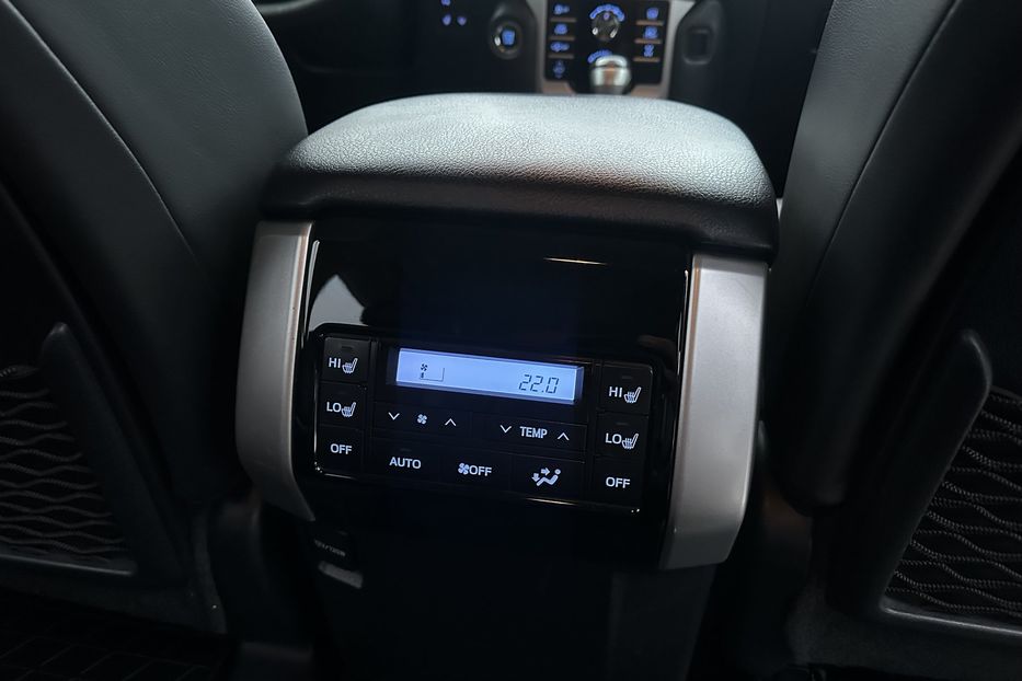 Продам Toyota Land Cruiser Prado AWD Premium 2018 года в Киеве