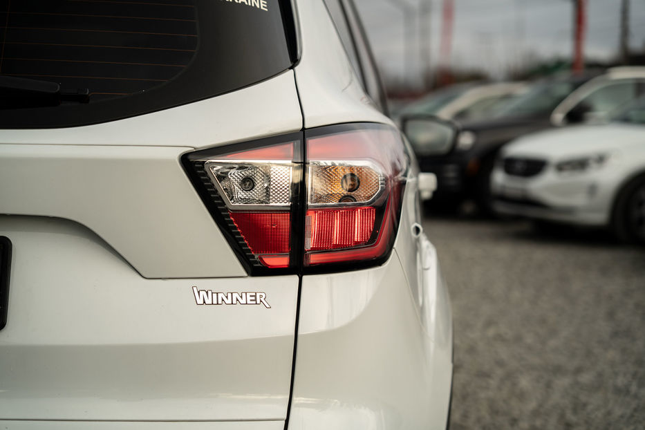 Продам Ford Kuga 2019 года в Черновцах