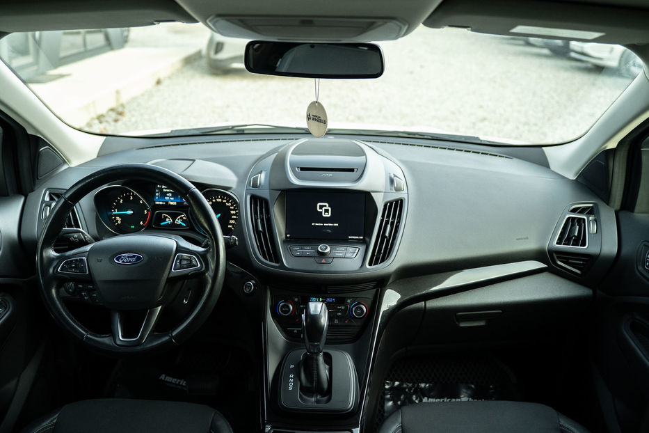 Продам Ford Kuga 2019 года в Черновцах