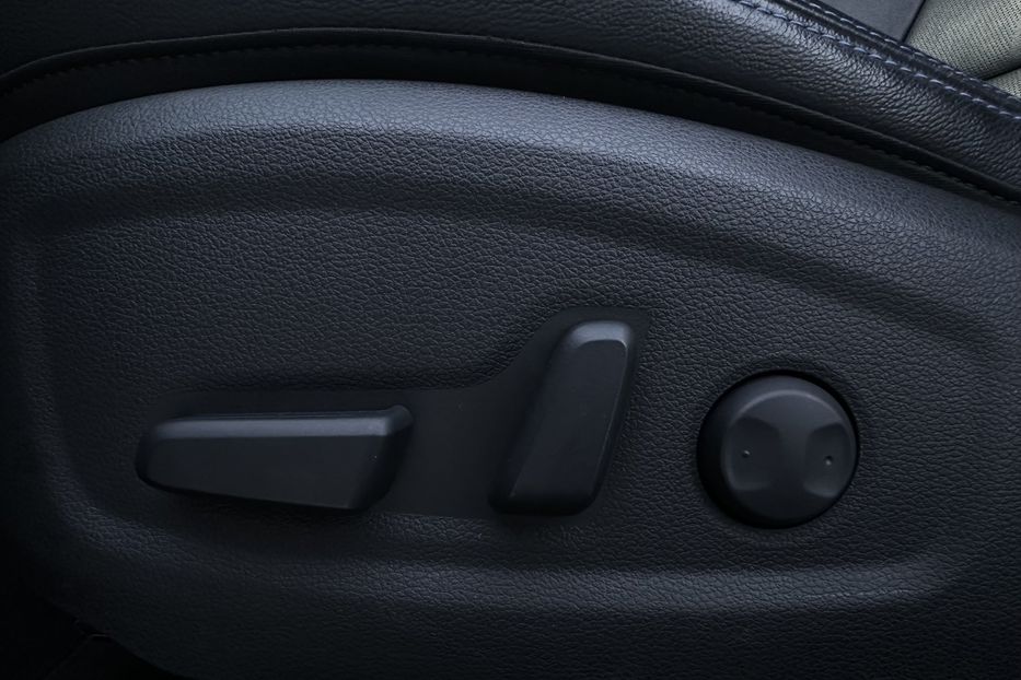 Продам Hyundai Kona Макс.комплектація PREMIUM.Люк 2021 года в Львове