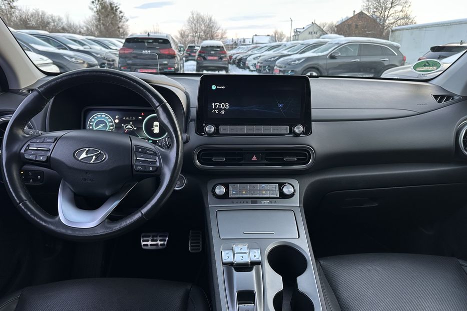 Продам Hyundai Kona Макс.комплектація PREMIUM.Люк 2021 года в Львове