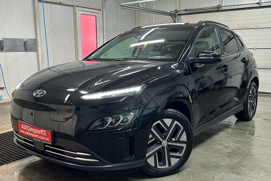 Продам Hyundai Kona Макс.комплектація PREMIUM.Люк 2021 года в Львове