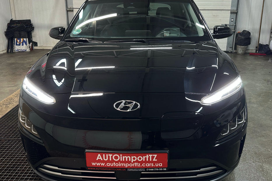 Продам Hyundai Kona Макс.комплектація PREMIUM.Люк 2021 года в Львове