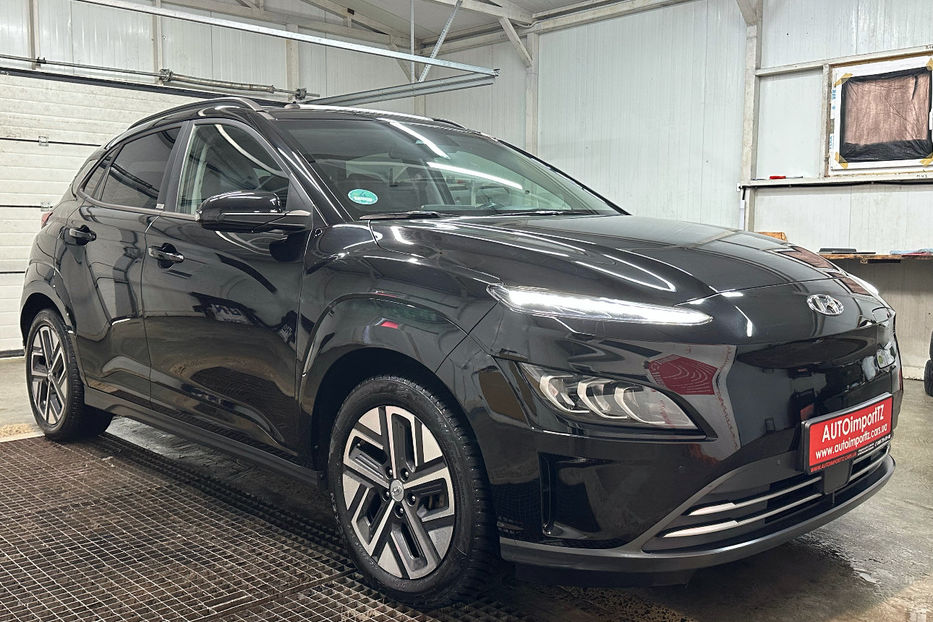 Продам Hyundai Kona Макс.комплектація PREMIUM.Люк 2021 года в Львове