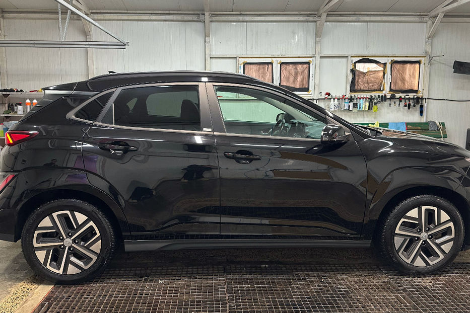 Продам Hyundai Kona Макс.комплектація PREMIUM.Люк 2021 года в Львове