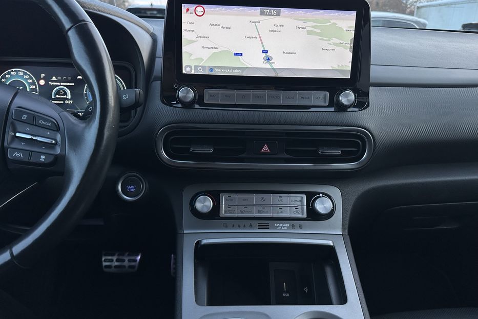 Продам Hyundai Kona Макс.комплектація PREMIUM.Люк 2021 года в Львове