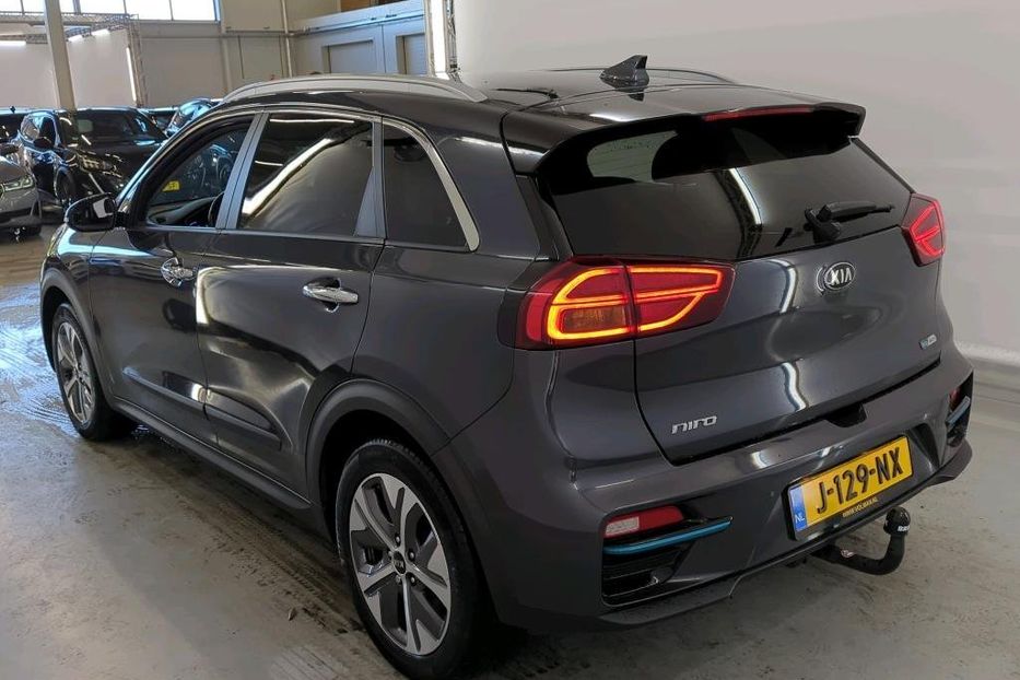 Продам Kia Niro 64 KWH, vin 3205 2020 года в Житомире