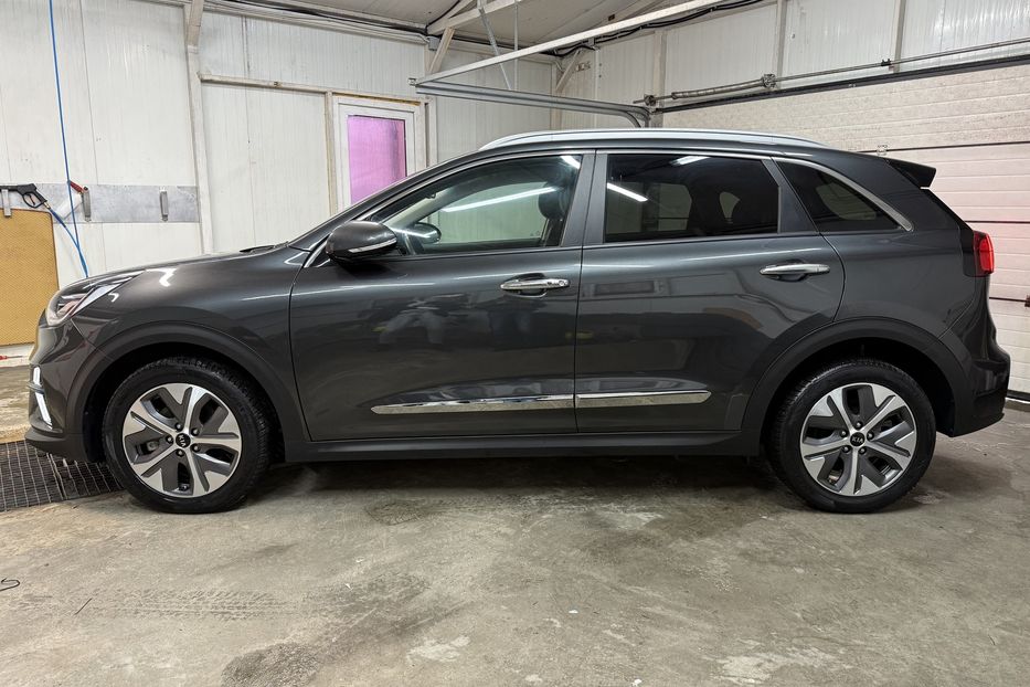 Продам Kia Niro 64кВт/204к.сМакс.комплектація! 2021 года в Львове