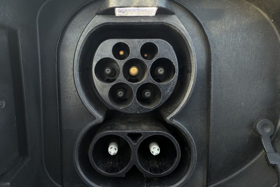 Продам Kia Niro 64кВт/204к.сМакс.комплектація! 2021 года в Львове