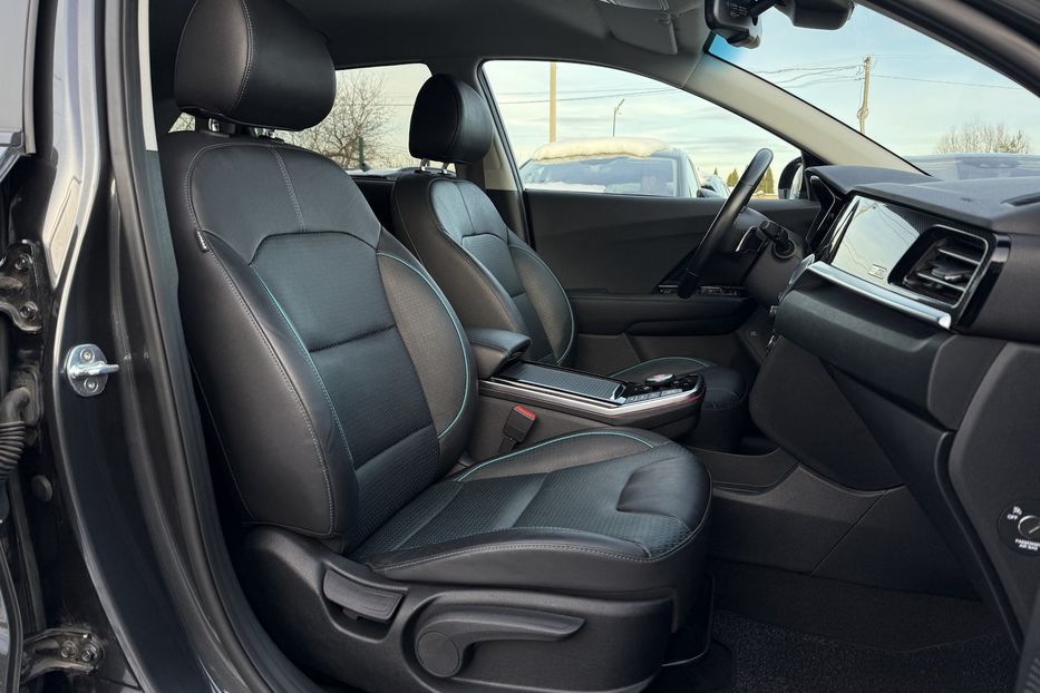 Продам Kia Niro 64кВт/204к.сМакс.комплектація! 2021 года в Львове