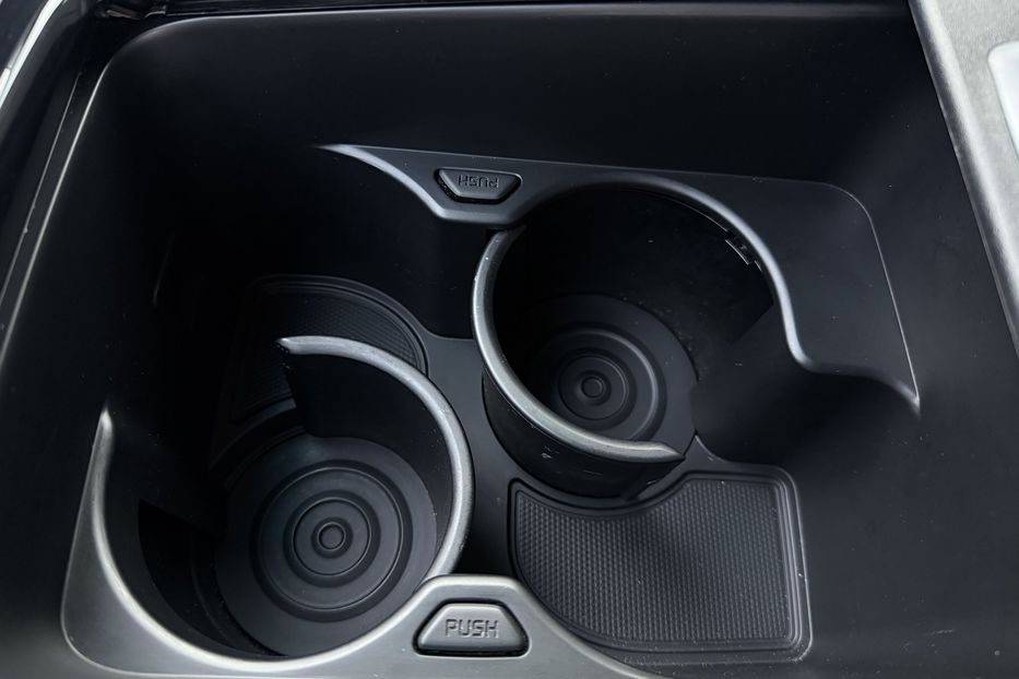 Продам Kia Niro 64кВт/204к.сМакс.комплектація! 2021 года в Львове