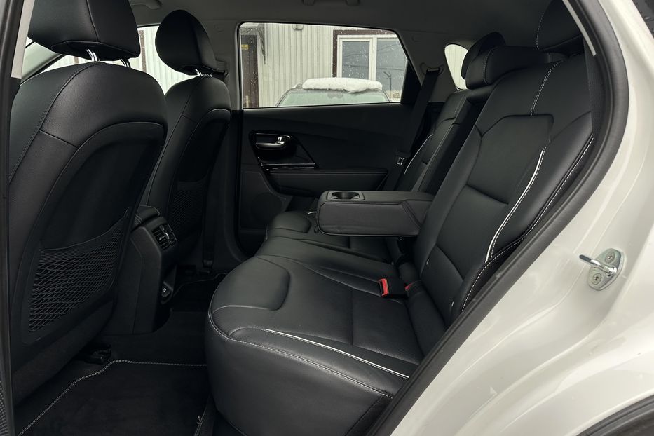 Продам Kia Niro  64 кВт Макс. комплектація! 2022 года в Львове