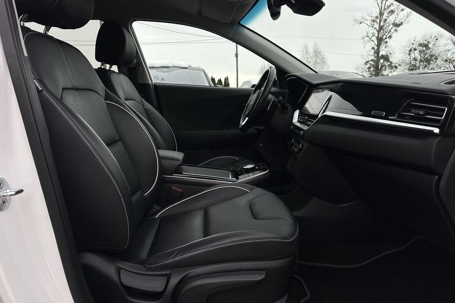 Продам Kia Niro  64 кВт Макс. комплектація! 2022 года в Львове