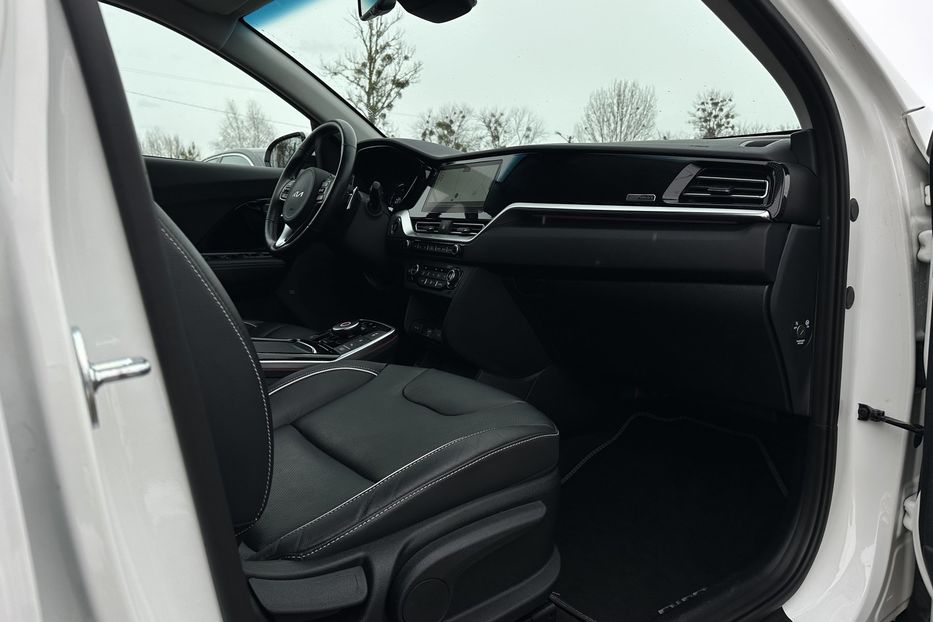 Продам Kia Niro  64 кВт Макс. комплектація! 2022 года в Львове