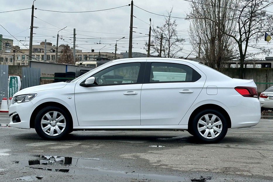 Продам Peugeot 301 2017 года в Киеве