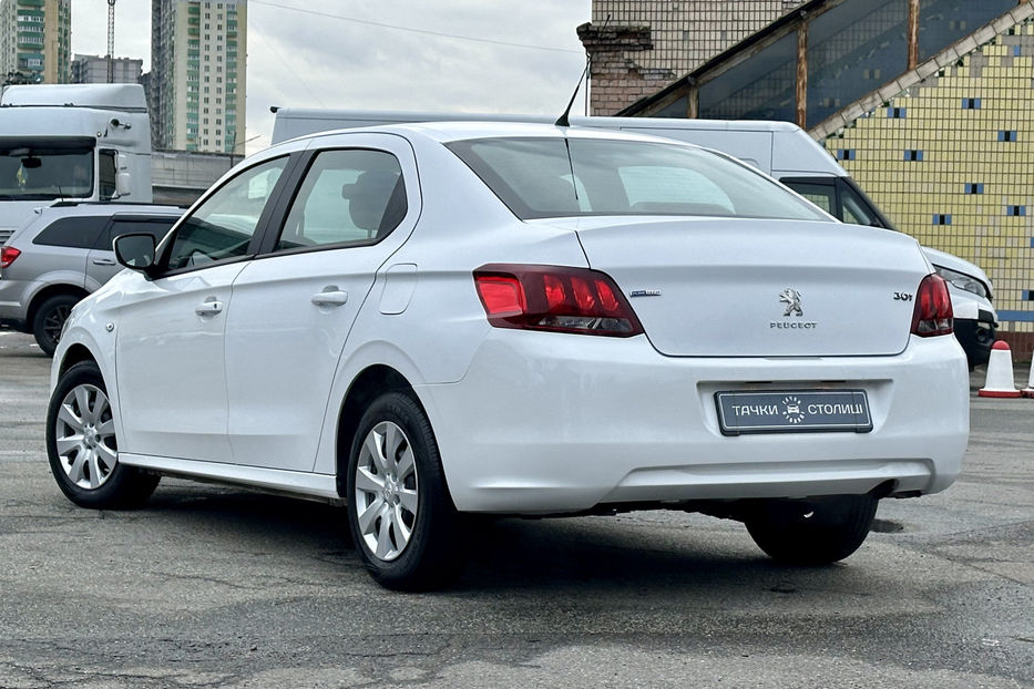 Продам Peugeot 301 2017 года в Киеве