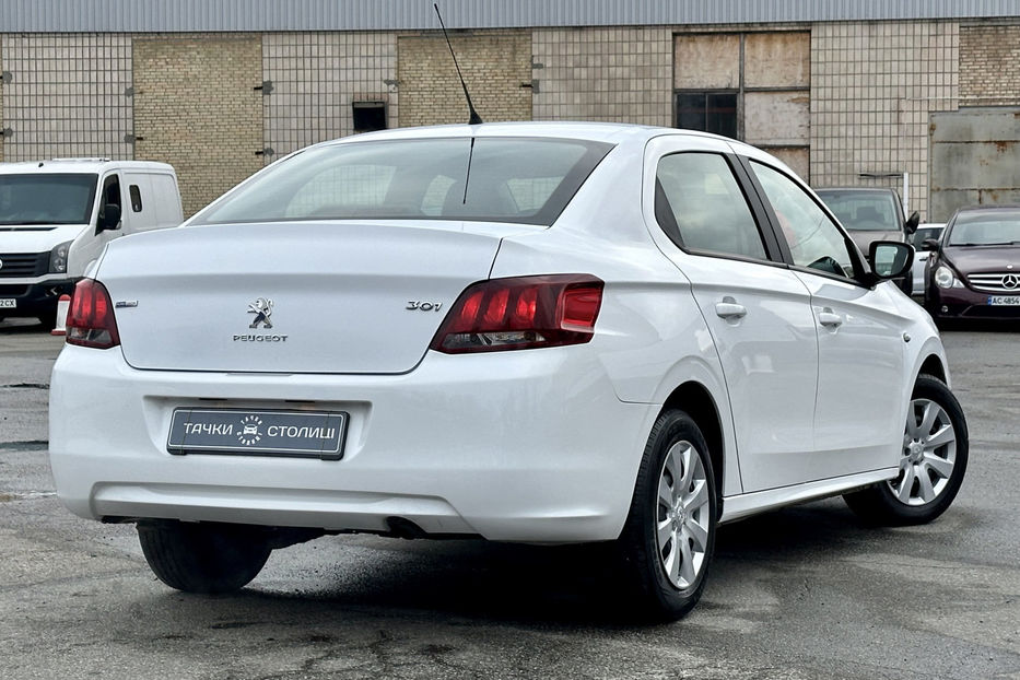 Продам Peugeot 301 2017 года в Киеве