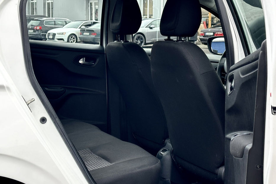 Продам Peugeot 301 2017 года в Киеве