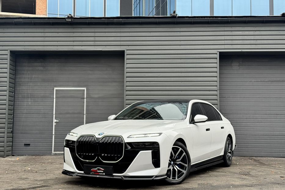 Продам BMW 760 i MHEV  xDrive M Package  2023 года в Киеве