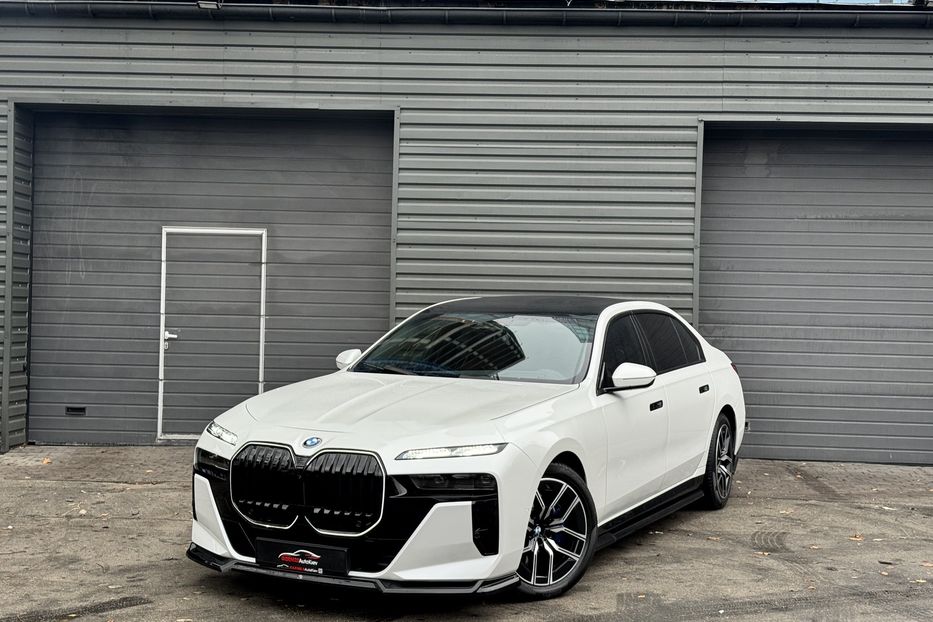 Продам BMW 760 i MHEV  xDrive M Package  2023 года в Киеве