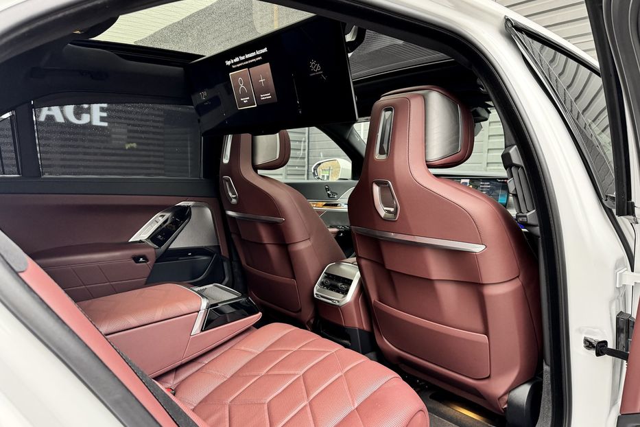 Продам BMW 760 i MHEV  xDrive M Package  2023 года в Киеве