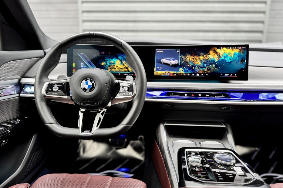Продам BMW 760 i MHEV  xDrive M Package  2023 года в Киеве