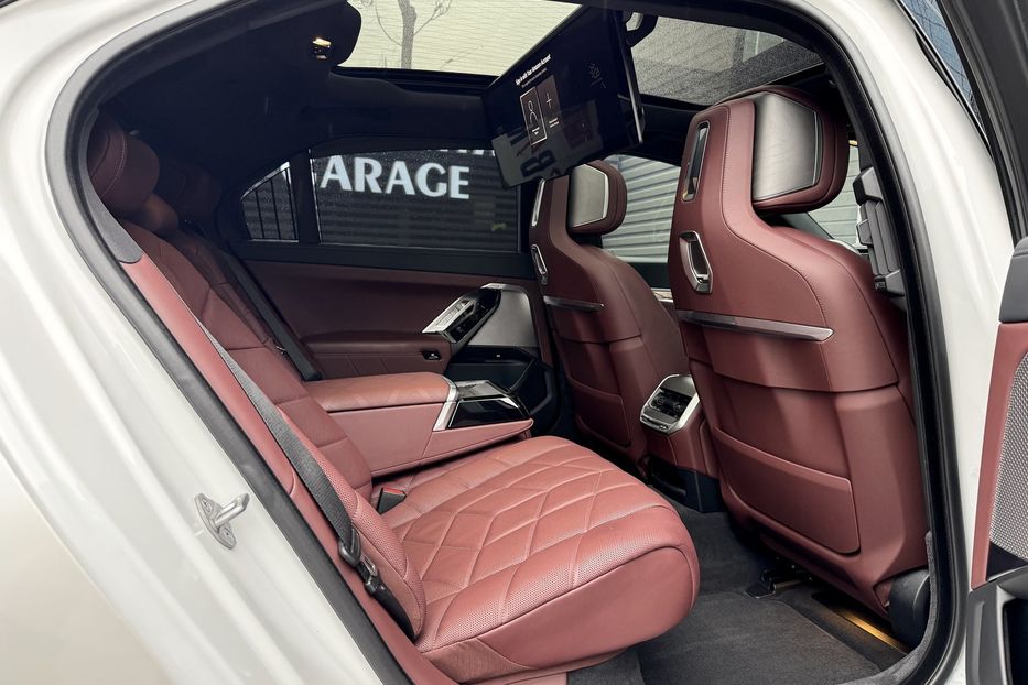 Продам BMW 760 i MHEV  xDrive M Package  2023 года в Киеве