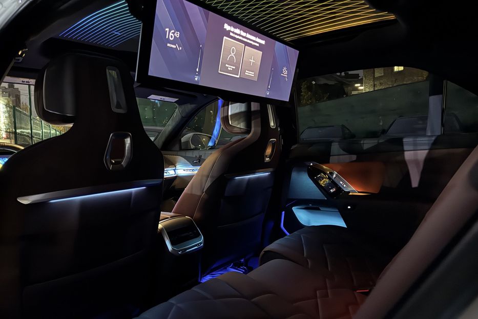 Продам BMW 760 i MHEV  xDrive M Package  2023 года в Киеве