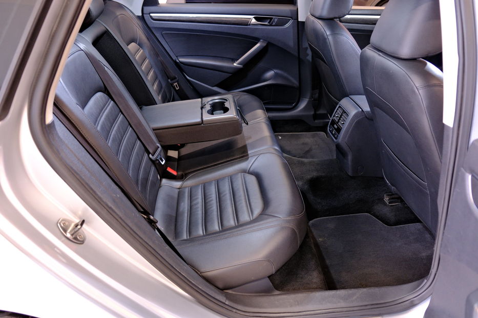 Продам Volkswagen Passat NMS 2017 года в Одессе