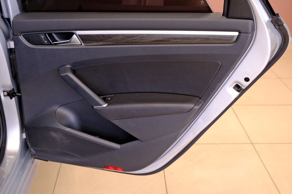 Продам Volkswagen Passat NMS 2017 года в Одессе