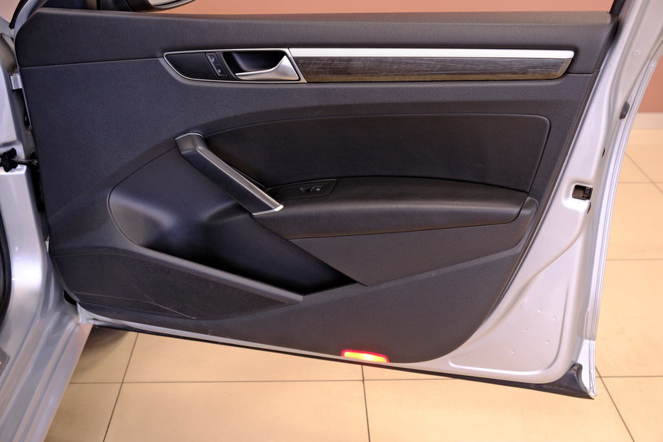 Продам Volkswagen Passat NMS 2017 года в Одессе