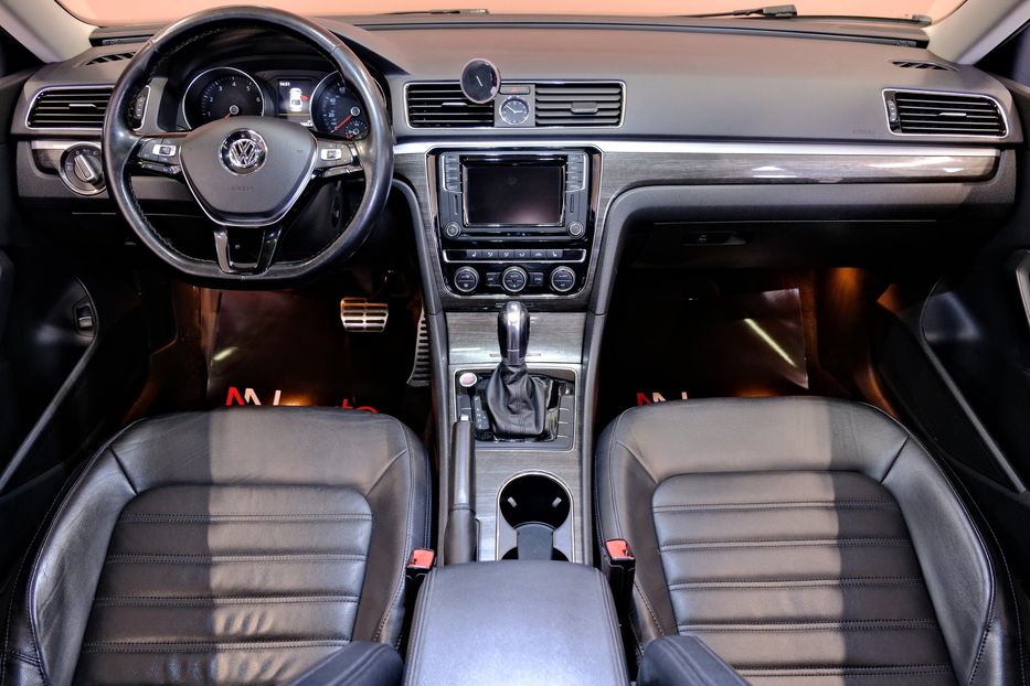 Продам Volkswagen Passat NMS 2017 года в Одессе